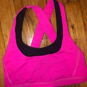 Pink lulu sports bra
